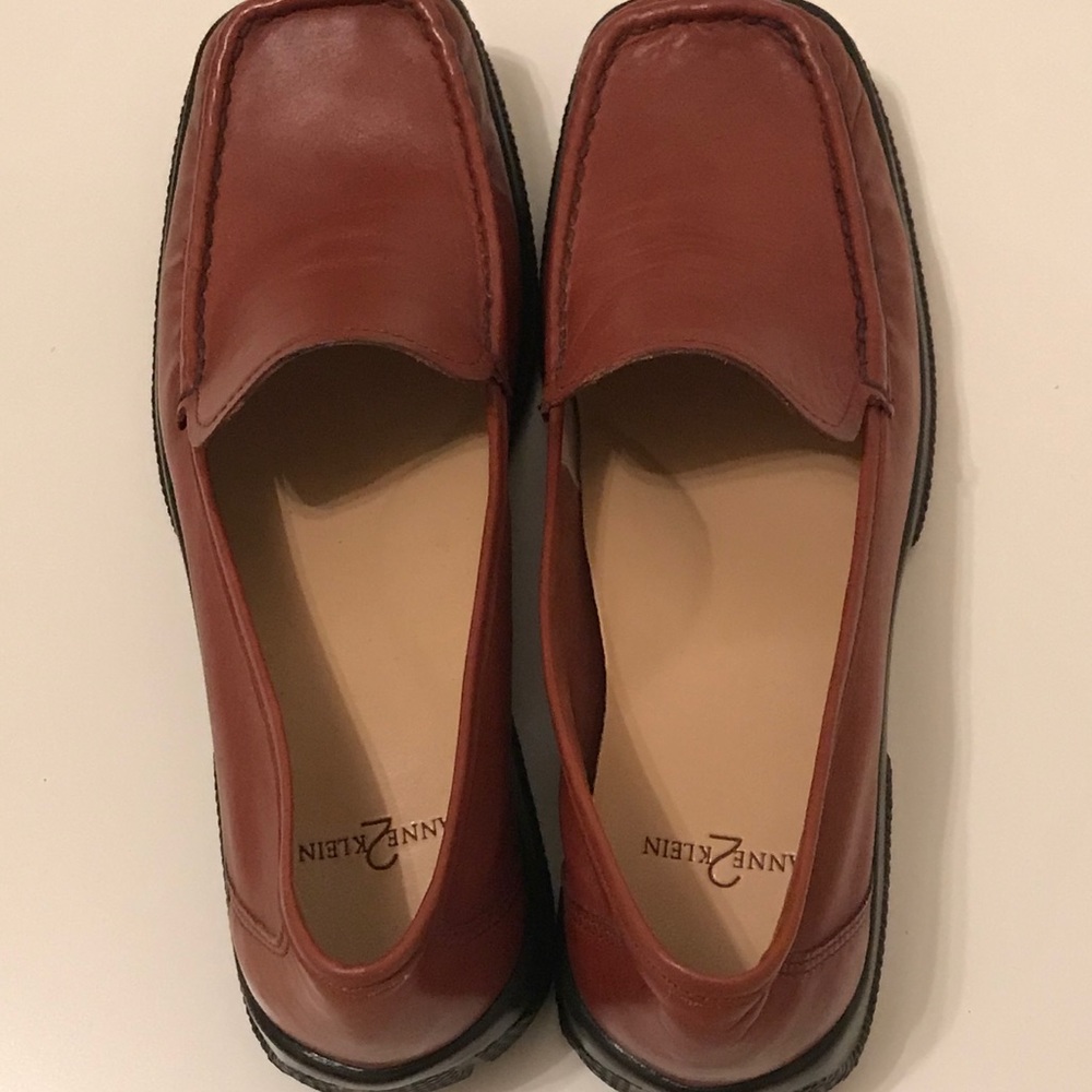 Anne Klein brown leather loafers